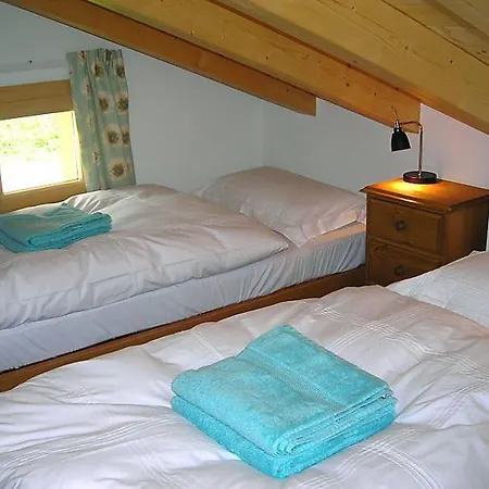 Daire Sleeps 8 Wifi